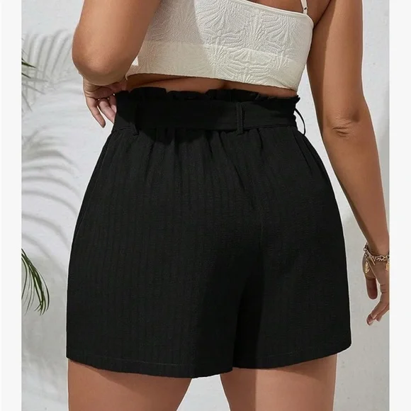 Elegant Black High Waist Tie Shorts - Picture 2 of 8